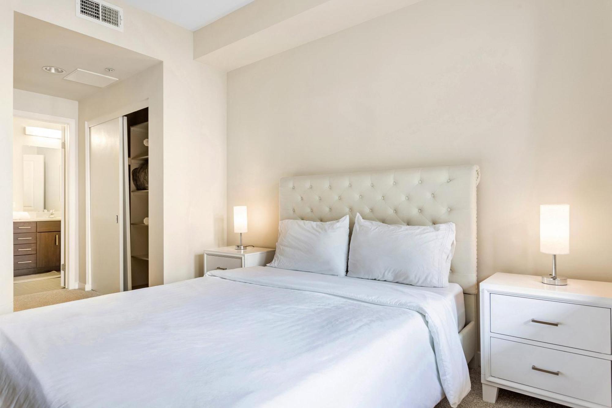 Luxury 2 Bedroom 2 Bathroom With Fitness Center And Pool Los Angeles Exteriör bild